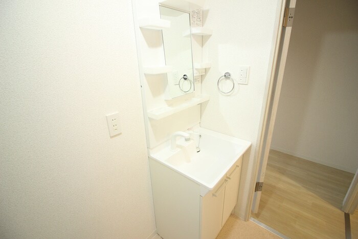 物件内観写真15　(洗面)