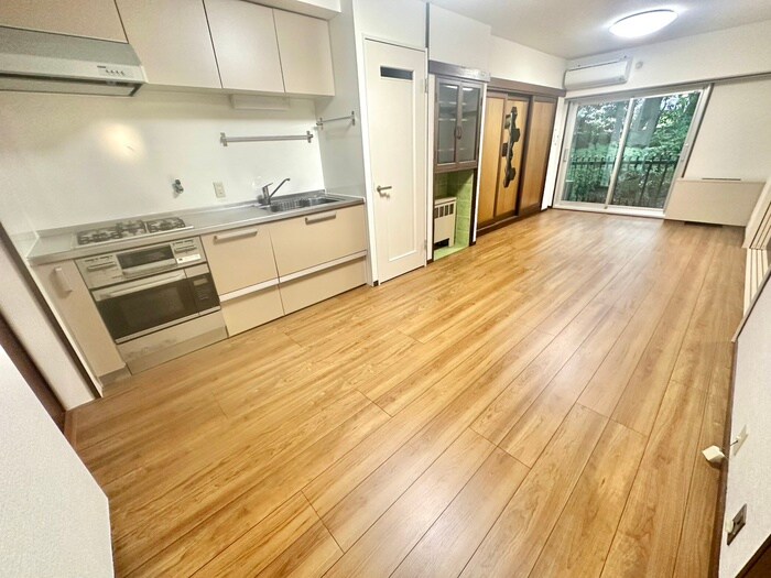 物件内観写真7　(居室)