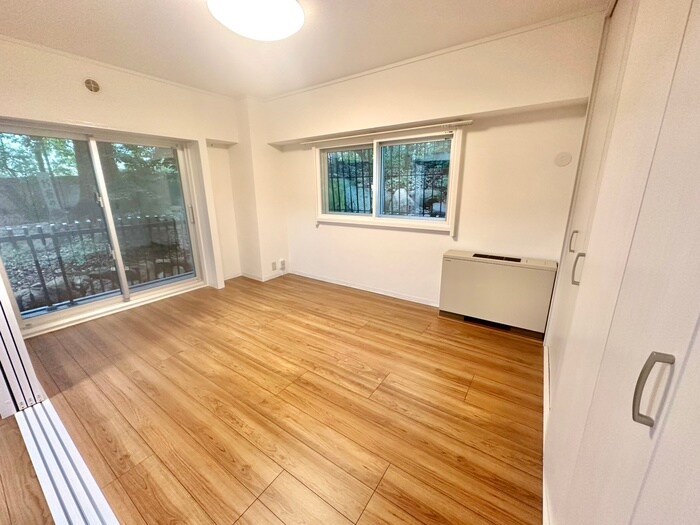 物件内観写真9　(居室)