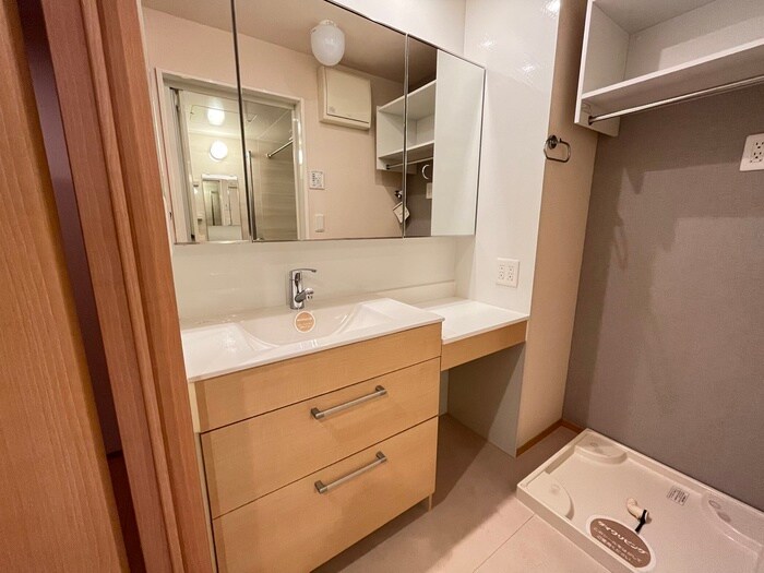 物件内観写真14　(洗面)