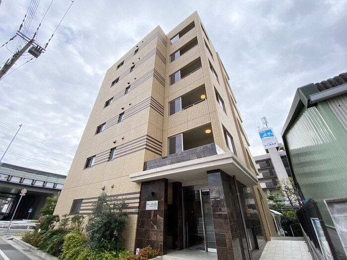 物件外観写真1　(外観写真)