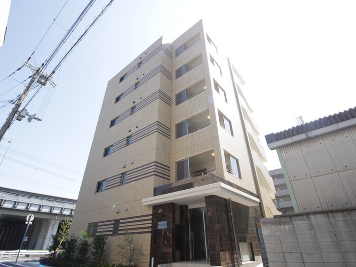 物件外観写真3　(建築中)