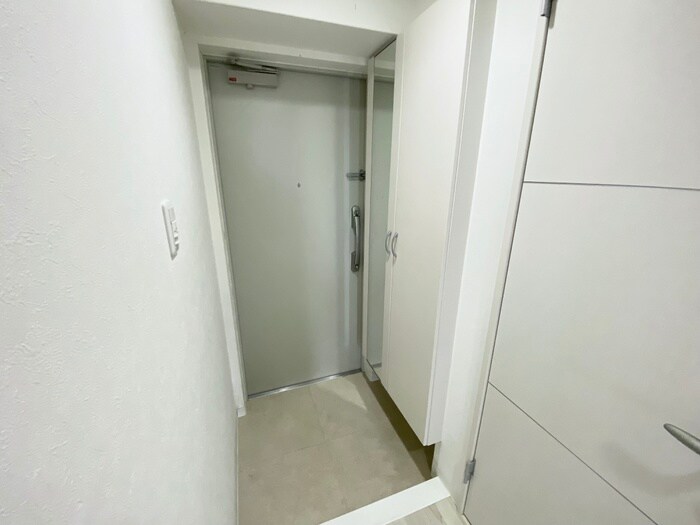 物件内観写真14　(玄関)