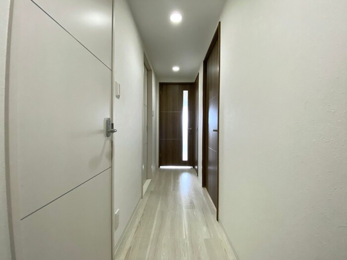 物件内観写真17　(廊下)