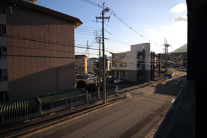 物件内観写真18　(室内からの展望)