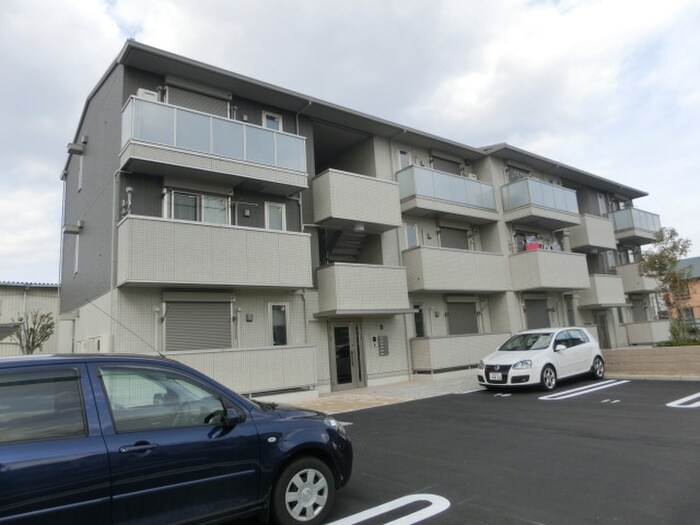 物件外観写真1　(外観写真)