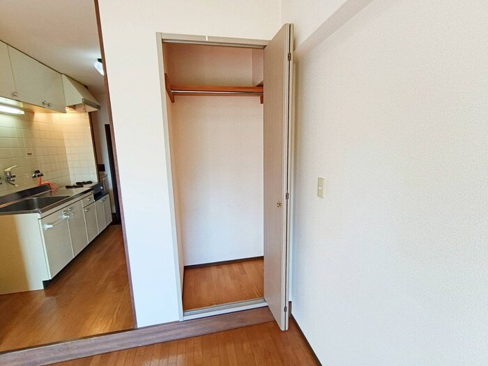 物件内観写真11　(収納)