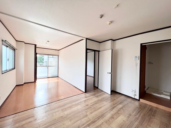 物件内観写真7　(居室)