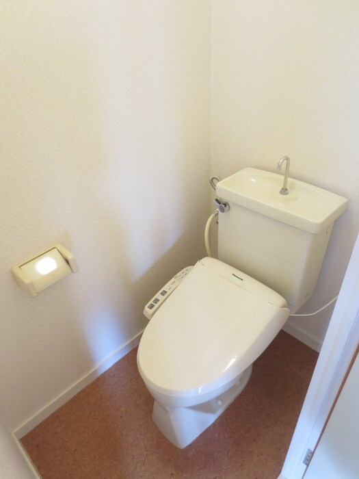 物件内観写真9　(トイレ)