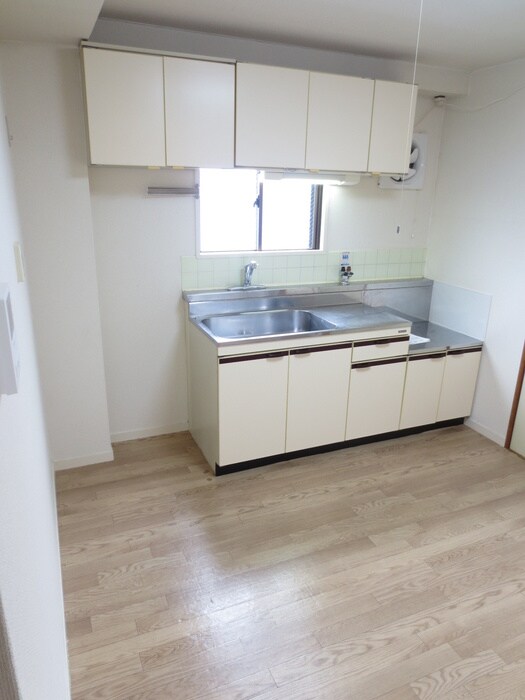 物件内観写真12　(居室)