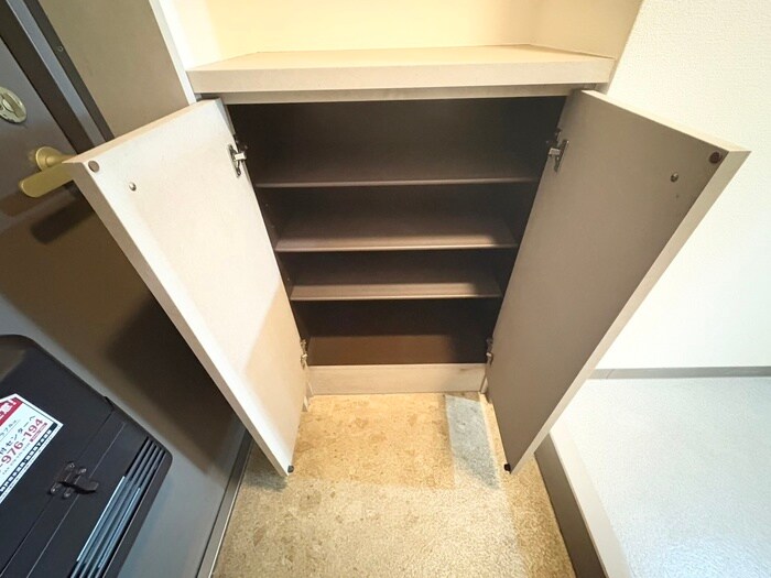 物件内観写真19　(靴箱)