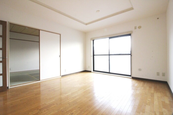 物件内観写真8　(居室)