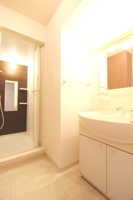 物件内観写真12　(洗面)