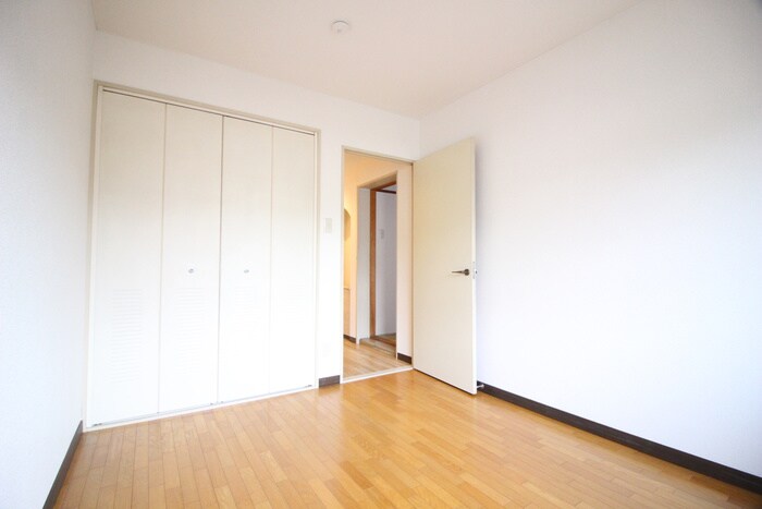 物件内観写真18　(居室)