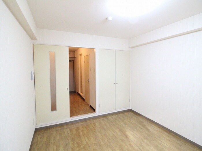 物件内観写真10　(居室)