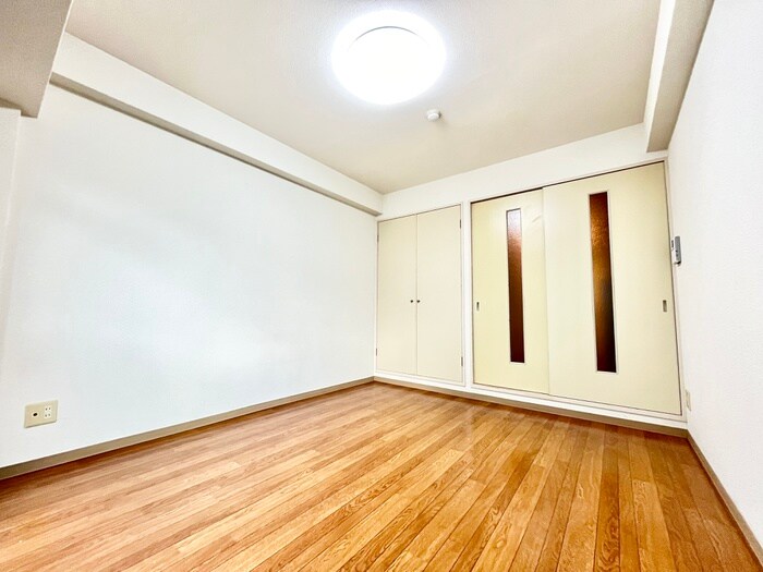 物件内観写真10　(居室)