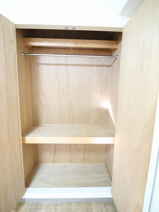 物件内観写真11　(収納)