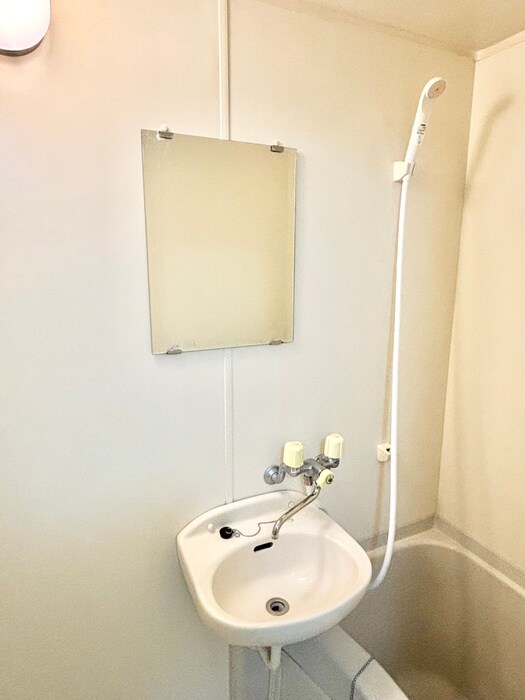 物件内観写真12　(洗面)