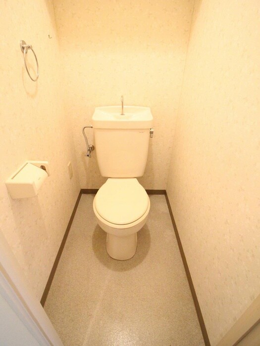 物件内観写真15　(トイレ)