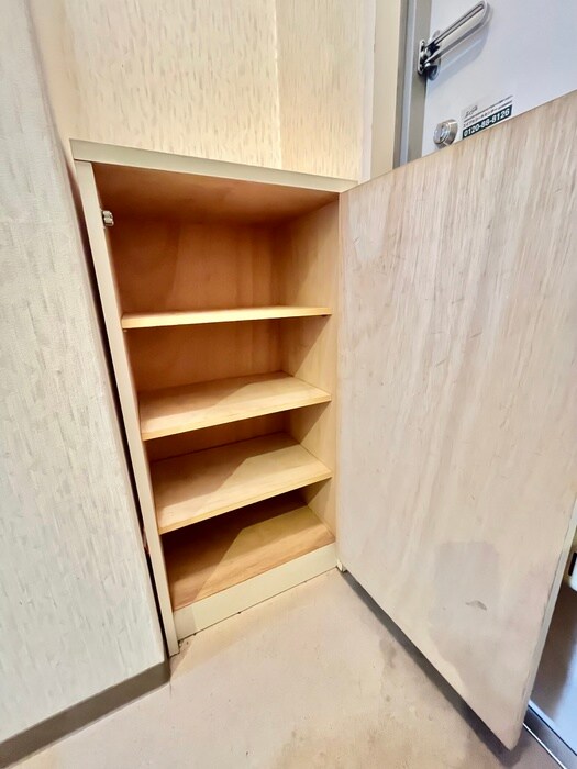 物件内観写真16　(靴箱)
