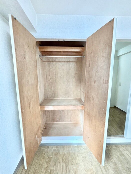 物件内観写真16　(収納)