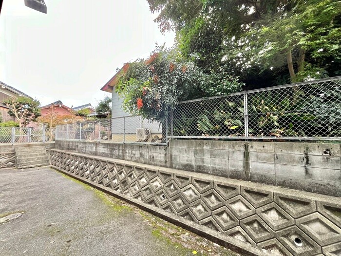 物件内観写真18　(室内からの展望)