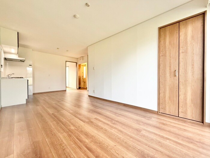 物件内観写真8　(居室)