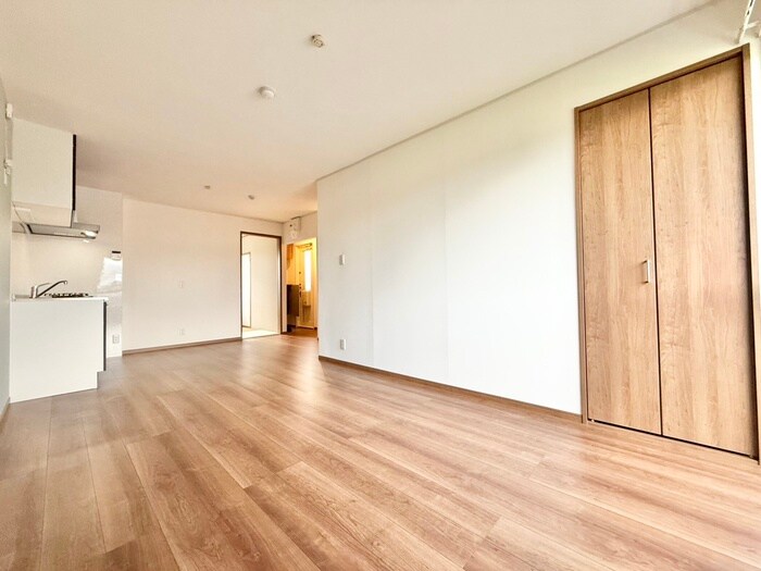 物件内観写真8　(居室)