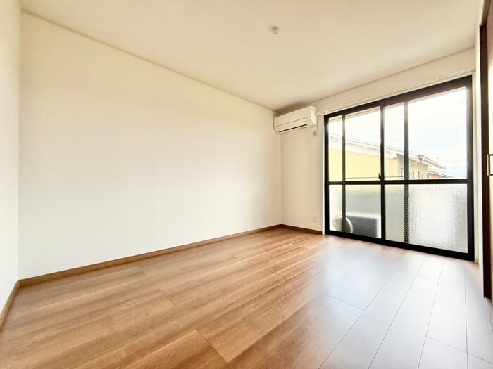 物件内観写真9　(居室)