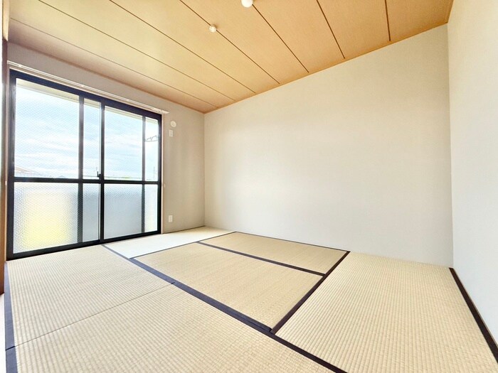 物件内観写真10　(居室)