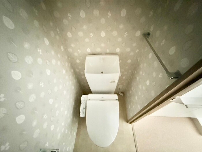 物件内観写真15　(トイレ)