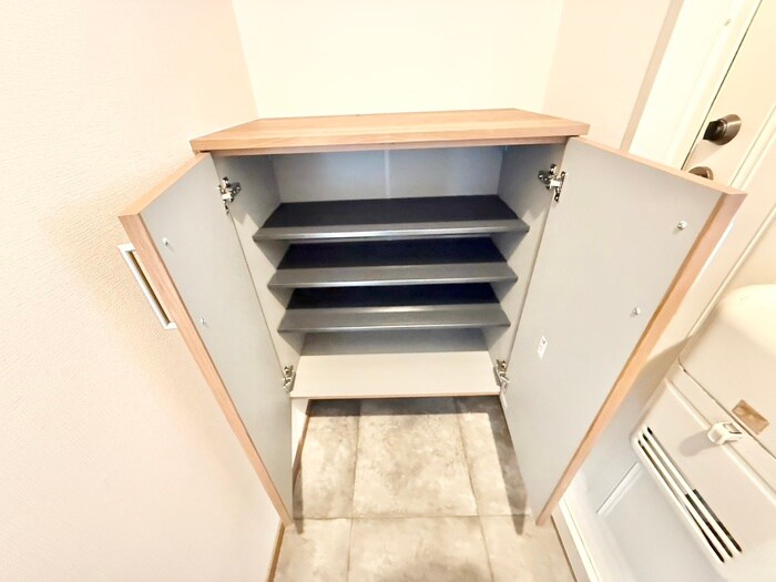 物件内観写真17　(靴箱)