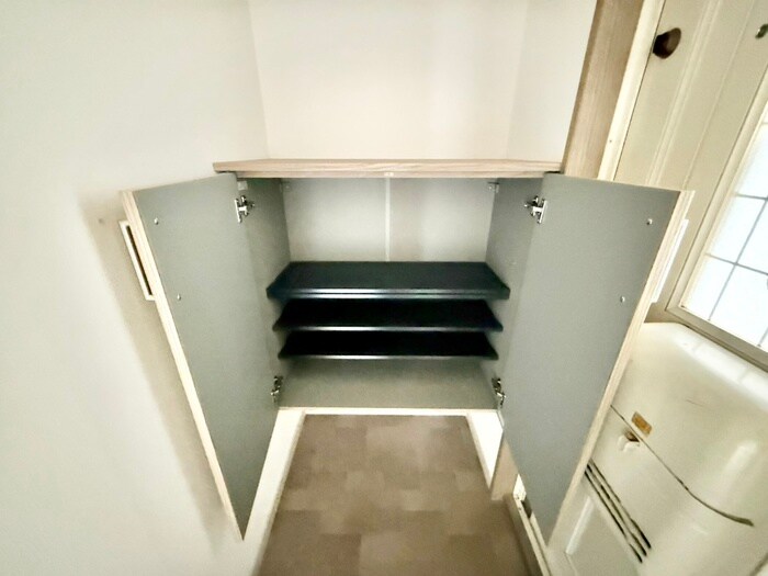 物件内観写真17　(靴箱)