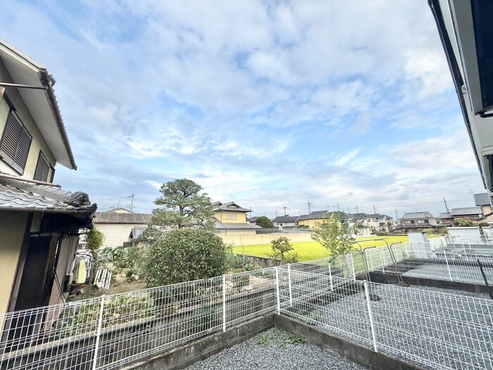 物件内観写真22　(室内からの展望)