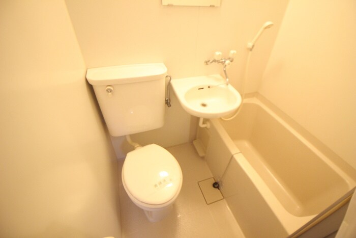 物件内観写真10　(バス／シャワールーム等)