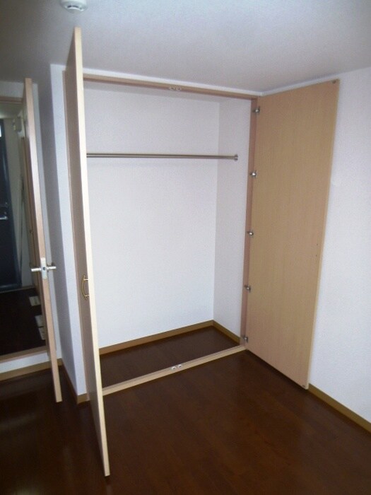 物件内観写真14　(収納)