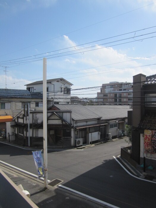 物件内観写真17　(室内からの展望)