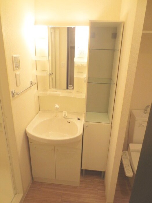 物件内観写真9　(洗面)