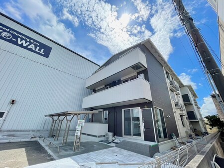 LazLazo Esy外観写真