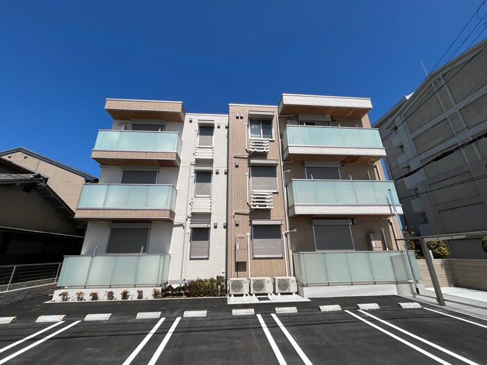 物件外観写真2　(外観写真)