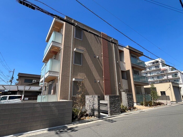 物件外観写真3　(外観写真)