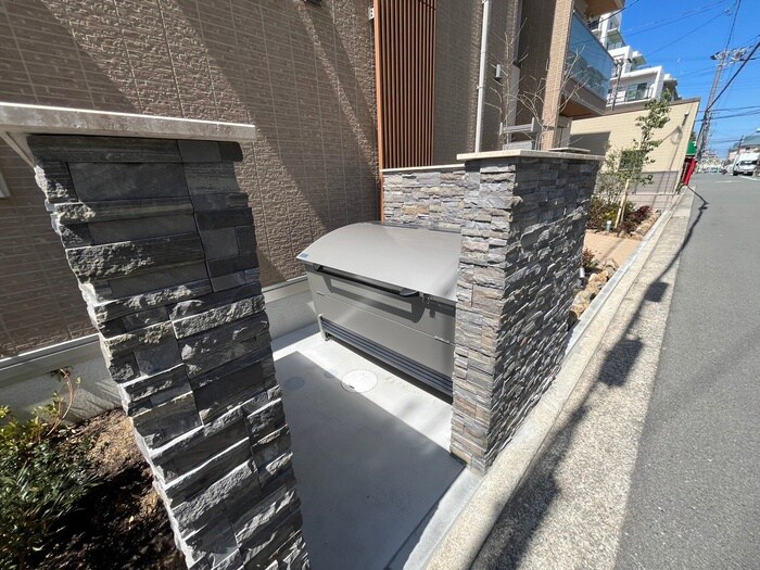 物件外観写真6　(建物設備)