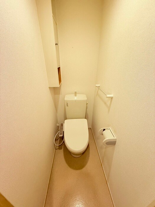 物件内観写真14　(トイレ)