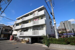 シルクル－ム外観写真