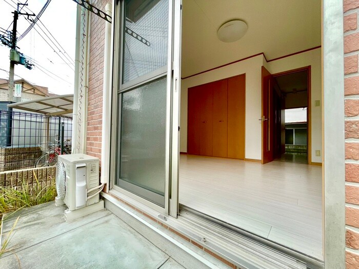 物件内観写真21　(室内からの展望)