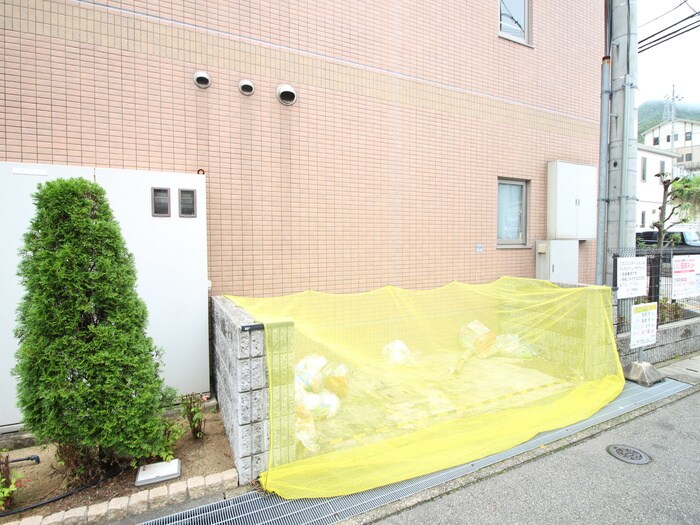 物件外観写真5　(建物設備)