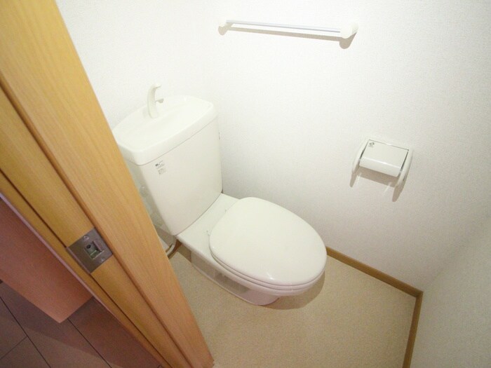 物件内観写真13　(トイレ)