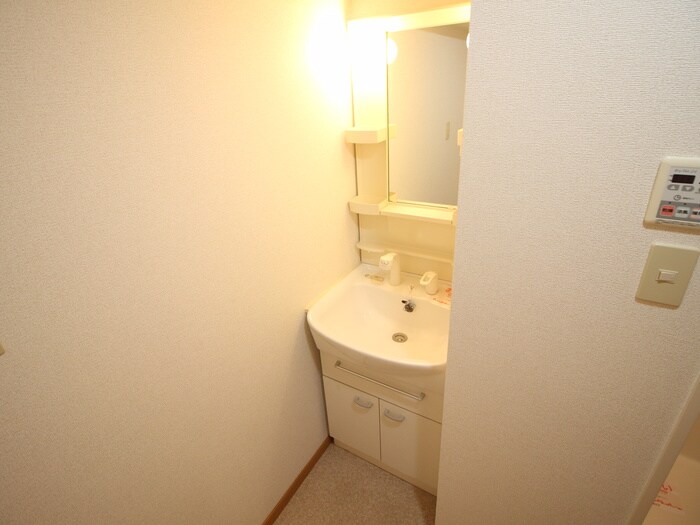 物件内観写真14　(洗面)