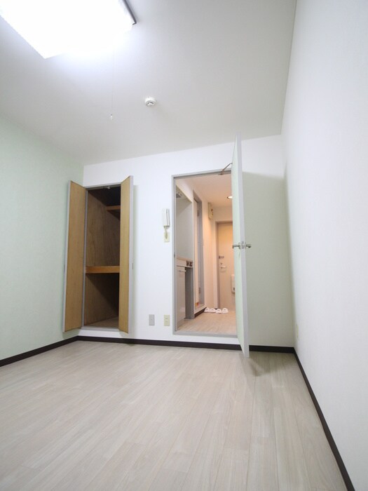 物件内観写真21　(居室)