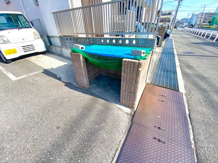 物件外観写真6　(建物設備)